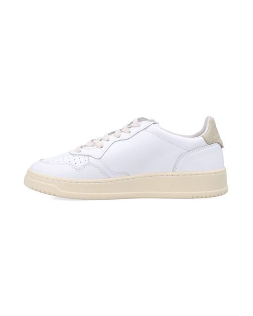 Autry White Medalist Low Sneakers