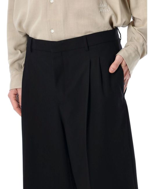 Short Noir AMI en coloris Black