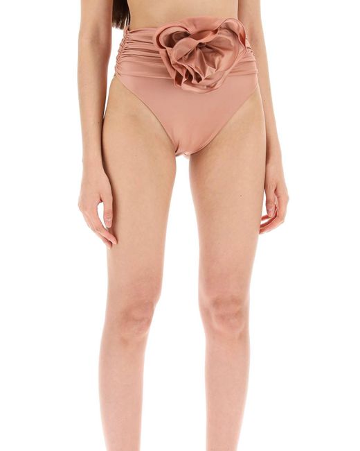 Briefs de bikini de cintura alta con clip de flores Magda Butrym de color Pink