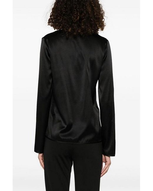 Rosado Negro Pinko de color Black