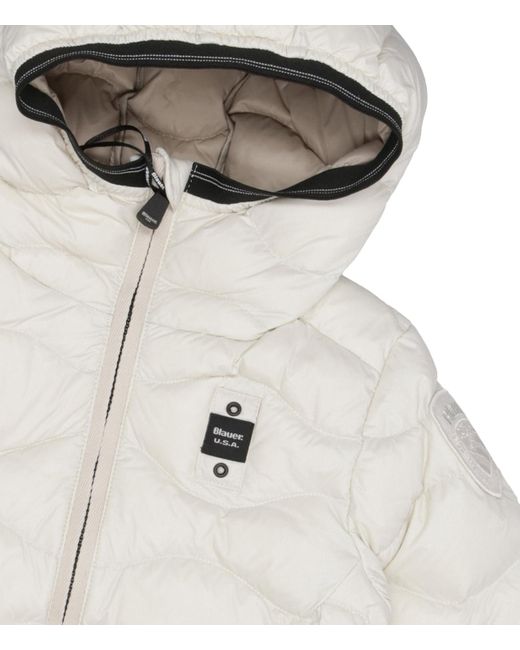 Blauer Lagen Beige in het White