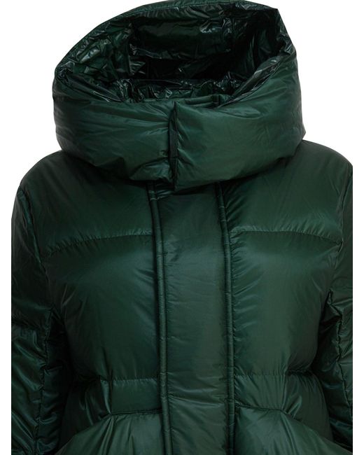 Sacai Gewatteerd Nylon Donsjack in het Green