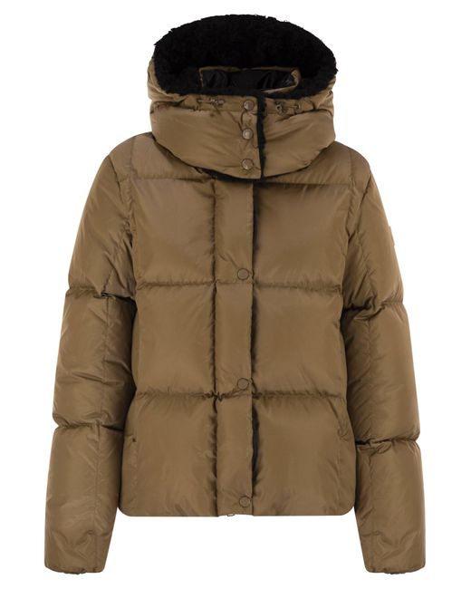 Moncler Castelnou Short Down Jacket Met Kap En Vierkant Quilten in het Green