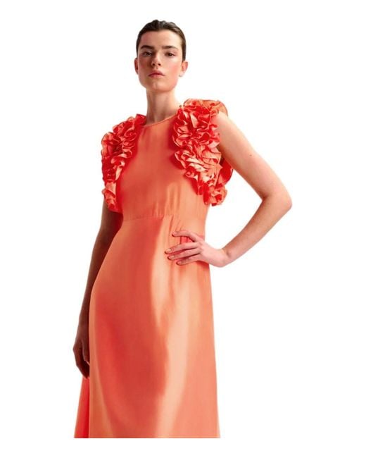 essentiel antwerp red dress Red V-neck maxi-length dress