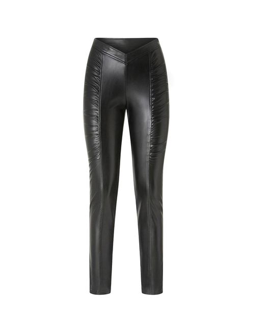 Rosado Negro Pinko de color Black