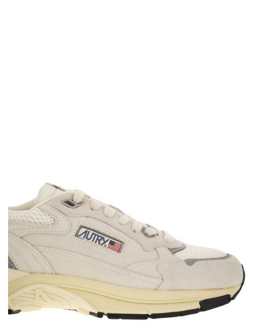Autry White Hyperway for men