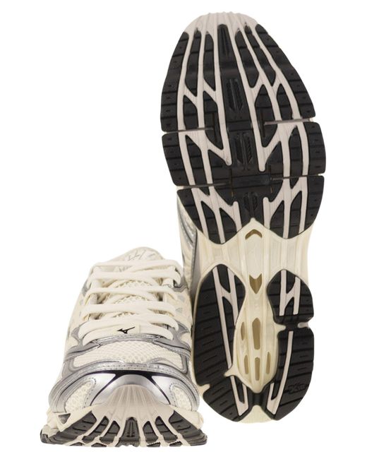 Mizuno Wave Prophezeiung LS Sneakers in White für Herren