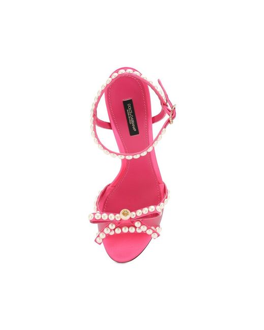 Sandalias adornadas con perlas de Dolce & Gabbana de color Pink