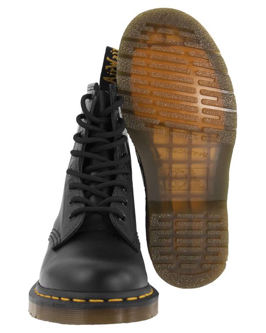 1460 Boot à lacets lisses Dr. Martens en coloris Black
