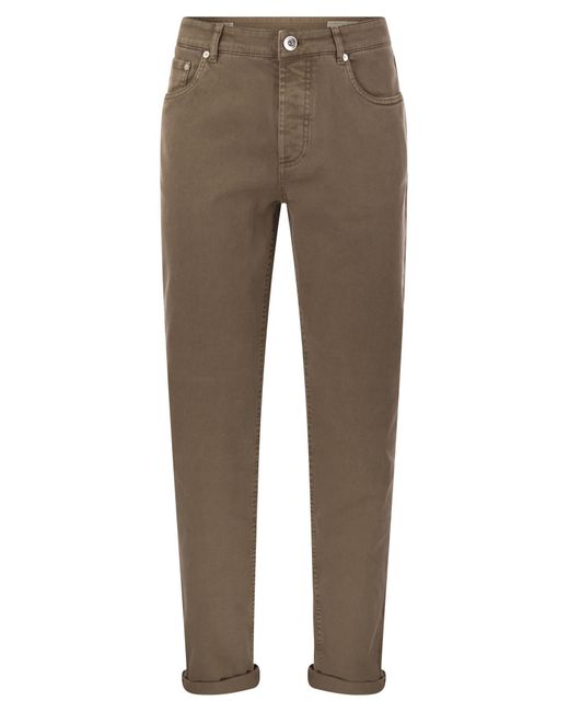 Cinque pantaloni tradizionali tascabili in denim tinto di comfort leggero di Brunello Cucinelli in Gray da Uomo