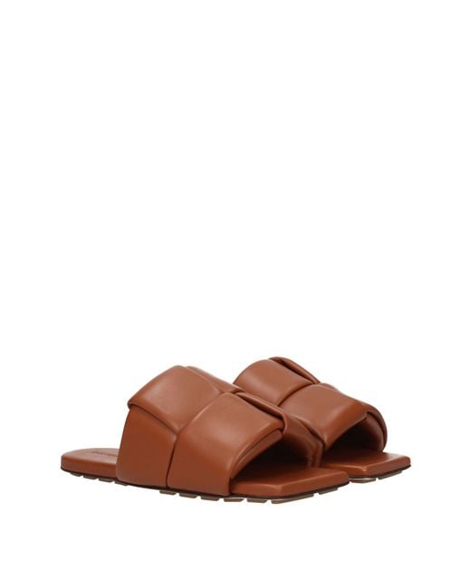 Bottega Veneta Brown Sandals And Clogs Leather/Caramel