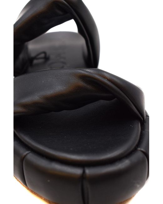 THEMOIRÈ Black Sandals Themoir�