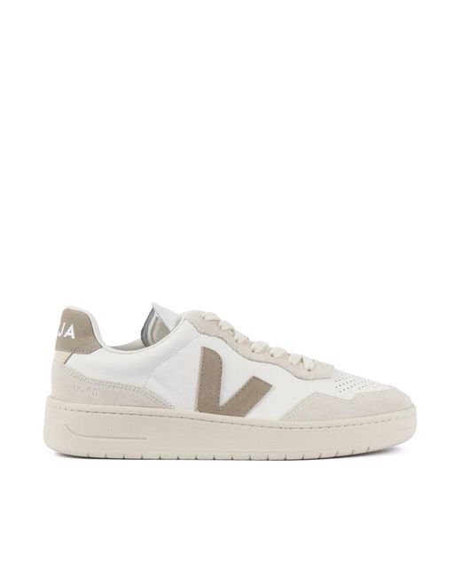 Veja White This Is The First Time I'Ve Ever Seen This
