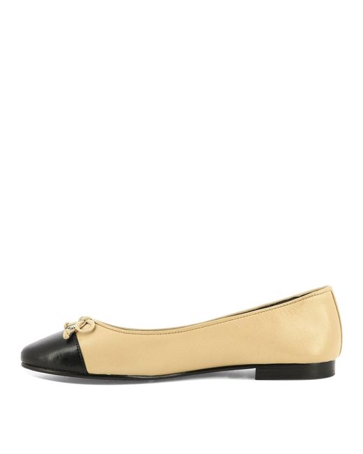 Tory Burch Ballerina's Met Strik in het Natural