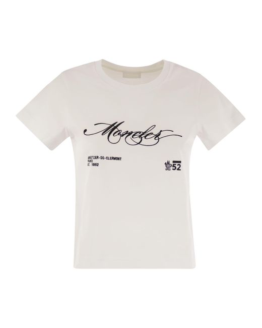 Moncler Katoenen T -shirt Met Geborduurd Cursief Logo in het White