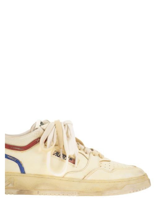 Autry Med Way Leder -Turnschuhe in Natural für Herren