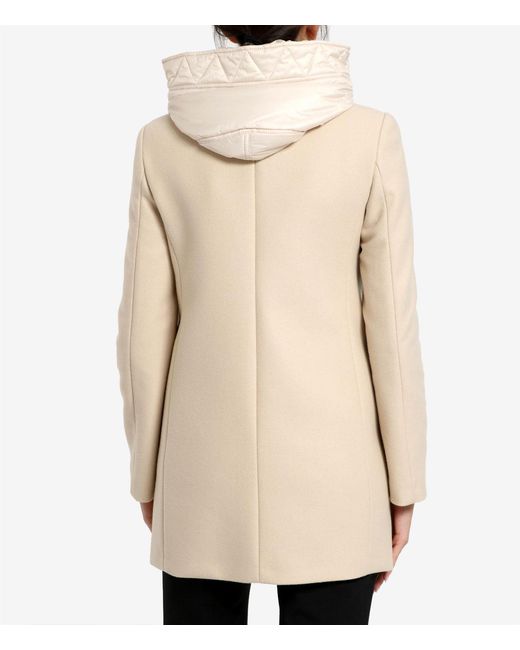 Crema capas Fay de color Natural