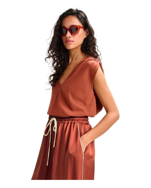 Essentiel Antwerp Red Hontgomery Rust Trousers