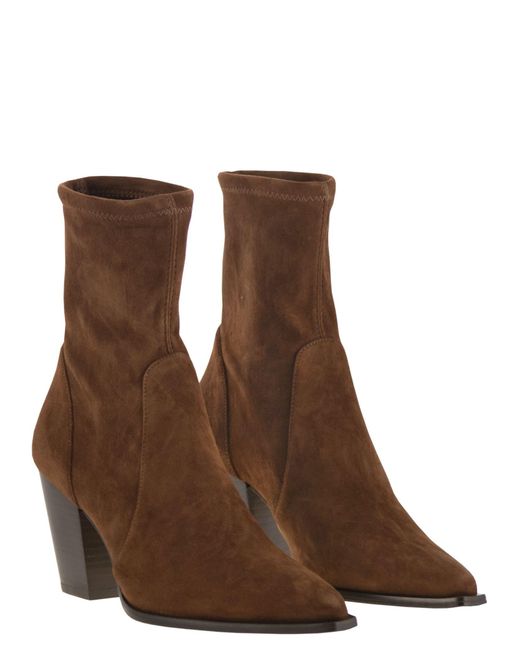 Jolene Suede Botkle Stuart Weitzman en coloris Brown