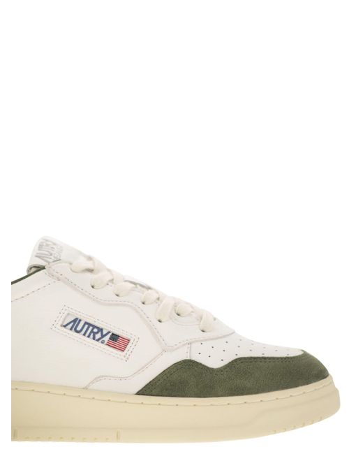 Autry Medaillengewinner niedriger Turnschuhe in Ziegenleder und Wildleder in White für Herren