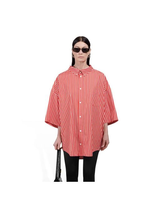 Balenciaga Cocoon Short Sleeve Swing Shirt in Red | Lyst