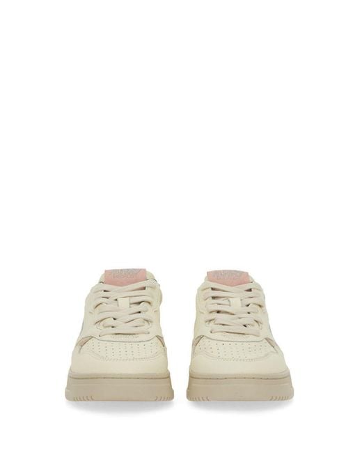 Autry White "Medalist Low" Sneakers