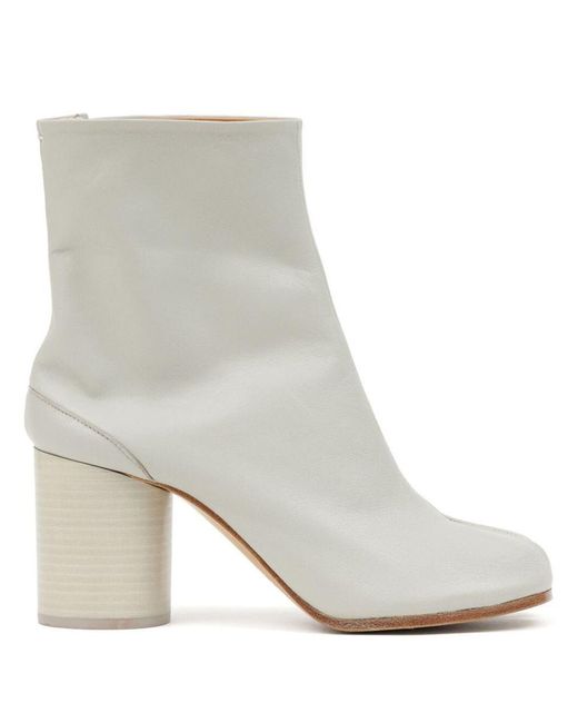 Maison Margiela Tabi Ankle Boots H80 Shoes in White | Lyst