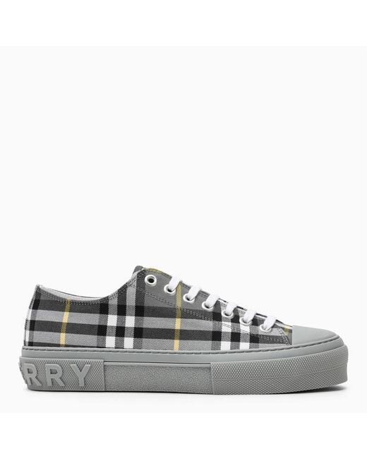 Burberry Low Canvas Trainer in Gray for Men | Lyst