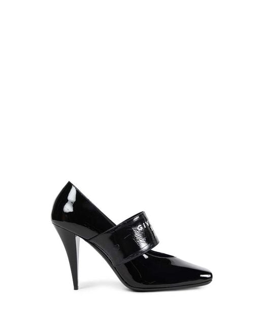 Givenchy Black Pumps
