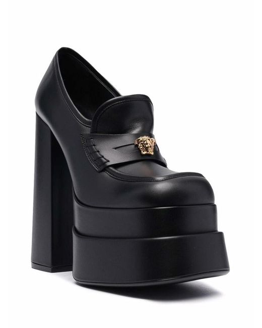 Versace Flat Shoes in Black | Lyst