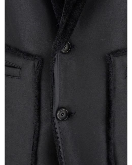 Urbancode Black Single-Breasted Jacket With Classic Lapels