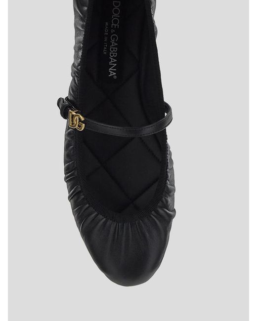 Dolce & Gabbana White Flat Shoes