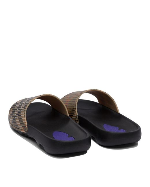 Burberry White Dive Check Sandals