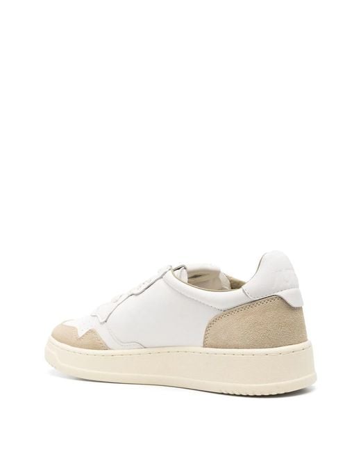 Autry White Medalist Low Shoes for men
