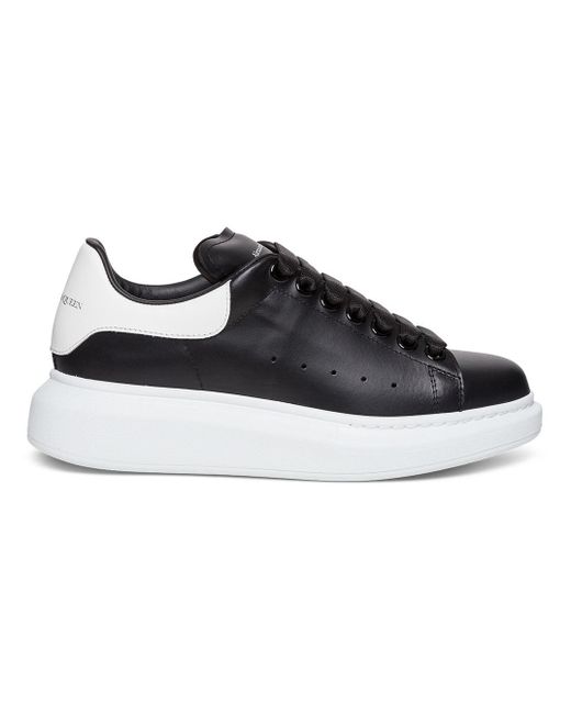 alexander mcqueen trainers black and white