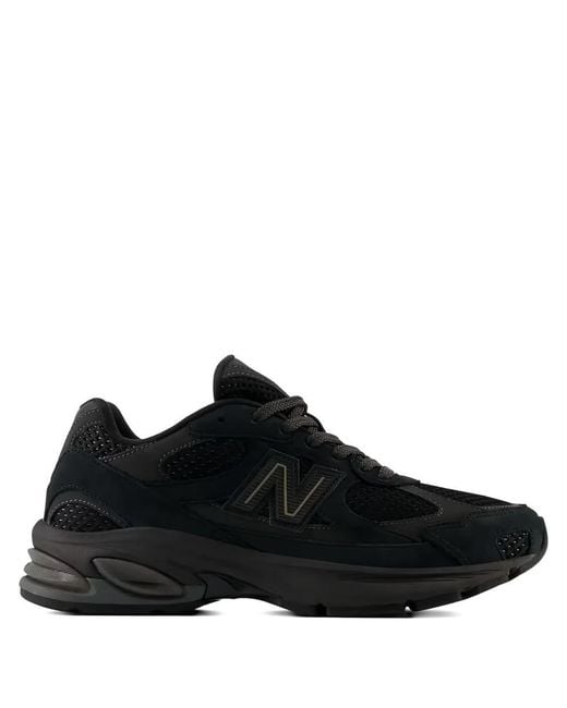 New Balance Black Sneakers