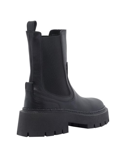 Vic Matié Black Boots