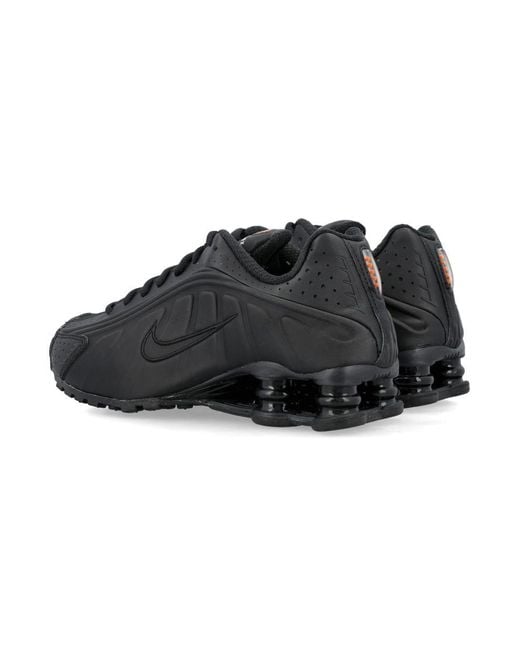 Nike Black Shox R4 Sneakers