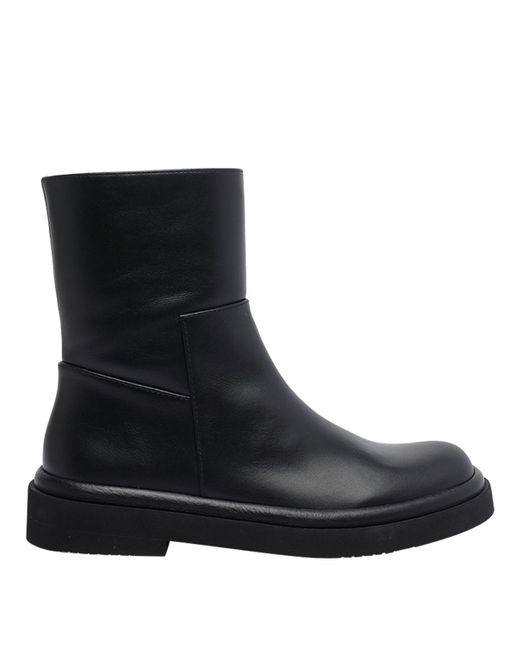 Paloma Barceló Black Boots