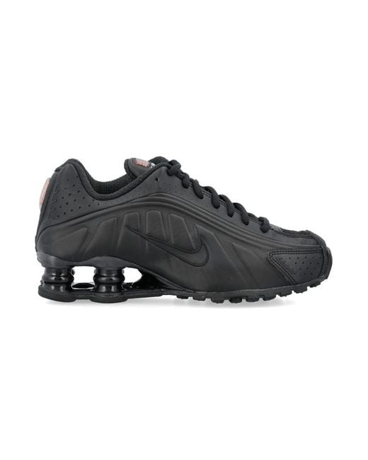 Nike Black Shox R4 Sneakers