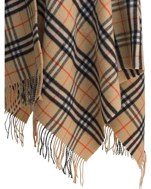 Burberry A:St Charlotte Cape:164786:A2021 in Natural | Lyst UK