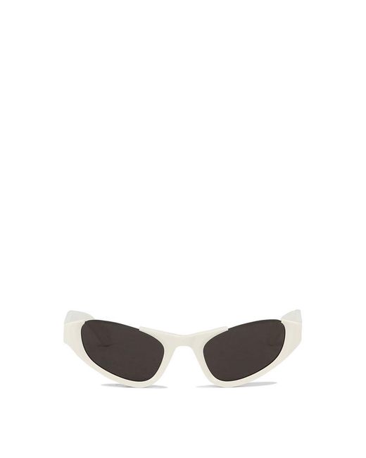 Alaïa White Cat-Eye Sunglasses