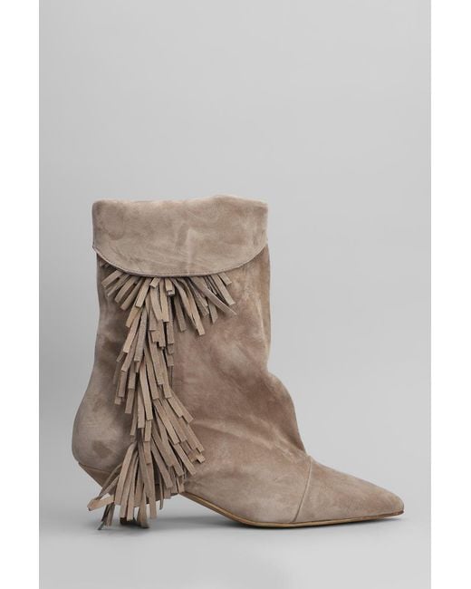 GISÉL MOIRÉ Brown Ariana Low Heels Ankle Boots
