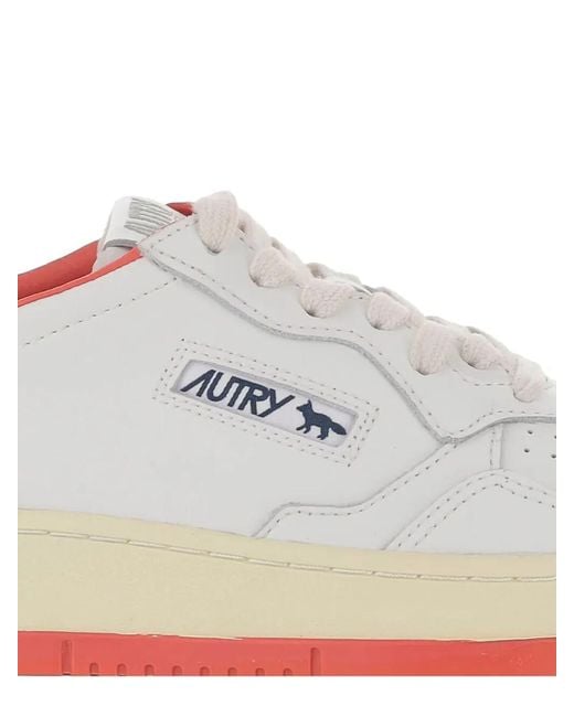 Autry White Medalist Low Kitsune Wht