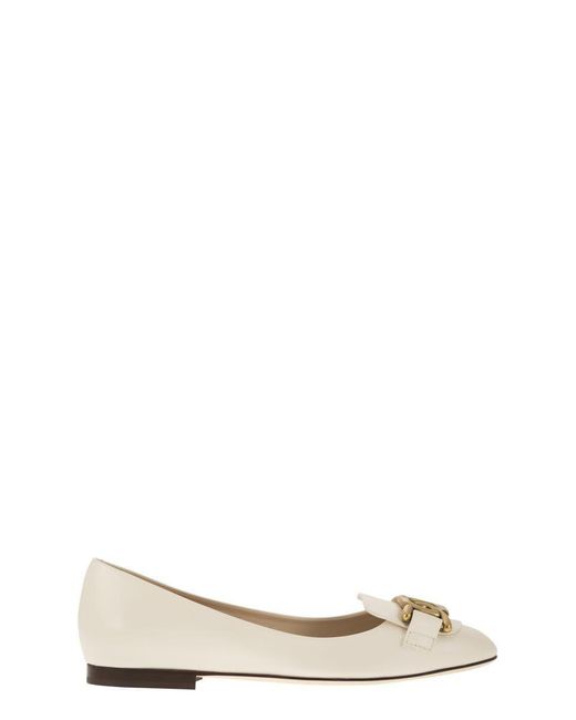 Tod's White Leather Ballerina With Accessory