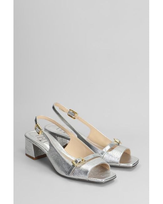 GOLD&ROUGE White Parsley Sandals
