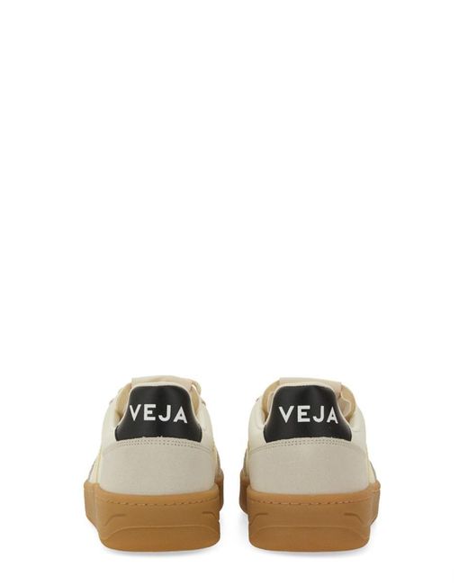 Veja Natural Sneaker "V-82"