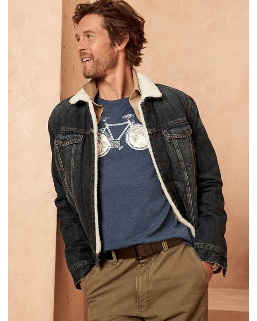 Banana Republic Factory Graphic T-shirt 