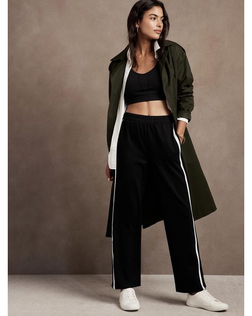 Banana Republic Factory Side Stripe 