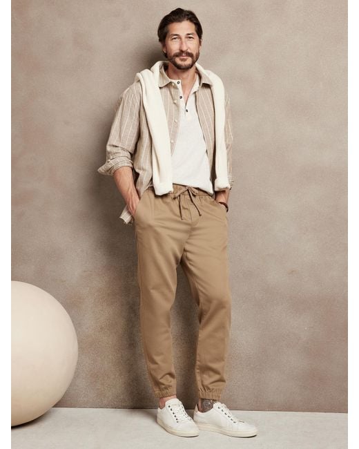Banana Republic Factory Mason Athletic-fit Stretch Chino in Natural for Men - Lyst